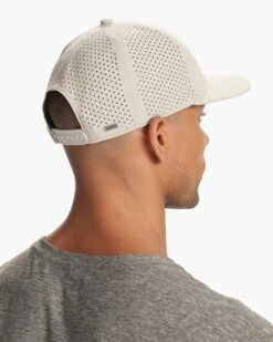 Vuori Water Tech Hat | Pale Wheat Heather 7 Vuori Water Tech Hat | Pale Wheat Heather -Vuori Sales Store V8002HPW FA23 UNISEX ECOMM headwear BACK 3