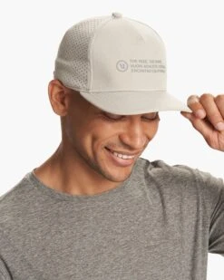 Vuori Water Tech Hat | Pale Wheat Heather 6 Vuori Water Tech Hat | Pale Wheat Heather -Vuori Sales Store V8002HPW FA23 UNISEX ECOMM headwear FRONT ALT 4