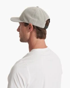 Vuori Water Tech Hat | Light Grey -Vuori Sales Store V8002LTG 20 SP23 AXS ECOMM HEADWEAR 3733 1x1 519d3a0c 94cf 49ec 9e99 298bb0a9a0aa