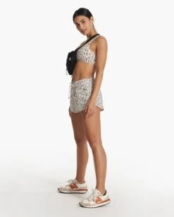 Vuori Hip Pack | Black -Vuori Sales Store V8008BLK SP23 W ECOMM SHORTS FULL 3801 1x1 1cd50ee0 7a2e 4f18 b08f 1e94d34e7e3f