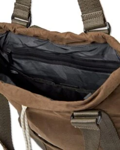 V1 Convertible Tote Bag | Army -Vuori Sales Store V8028ARM FA23 UNISEX ECOMM bags FLAT LAY 2