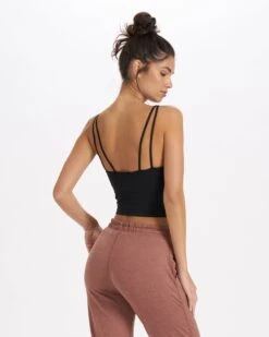 Halo Performance Crop | Black -Vuori Sales Store VW1005BLK 3