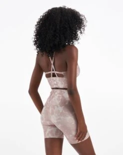 Long Line Elevation Bra | Dogwood Washed Flower -Vuori Sales Store VW1008DWF 01635