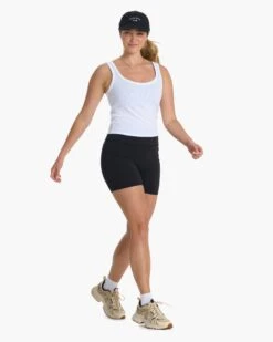 Sunrise Crop Tank | White -Vuori Sales Store VW1013WHT FA22 W ECOMM CURVE 02778 1x1 c582c8f1 9589 44f8 bf57 5b741a437f2c