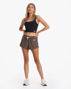 Daily Crop | Black 8 Daily Crop | Black -Vuori Sales Store VW1027BLK 07035 64a76f80 7d97 4be2 9c3e 0981110b88ca