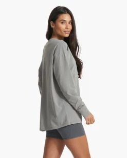 Long Sleeve Feather Tee | Stormy -Vuori Sales Store VW1028STY SP23 W ECOMM TOPS DETAIL 0698 1x1 32c852ce 3fd8 4ea2 aa5c 4e6591de5e01