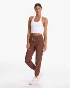 Simplicity Halter | White -Vuori Sales Store VW1054WHT SP23 W ECOMM TOPS FULL 2920 1X1 8fe1b628 e0b7 459c a74e 0ea6539d2177