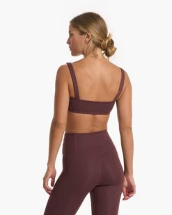 Evolve Square Neck Bra | Fig -Vuori Sales Store VW1081FIG SP23 W ECOMM SPORTSBRAS TOP 02710 4x5 f6c720ed 38f2 4595 a7bd 6572b1dd589c