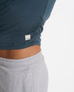 Long Sleeve Coast Crop | Stone -Vuori Sales Store VW1084STN SP23 W ECOMM TOPS DETAIL 1522 1x1 7de4ab57 62e9 4143 b027 ba7de9d434ec