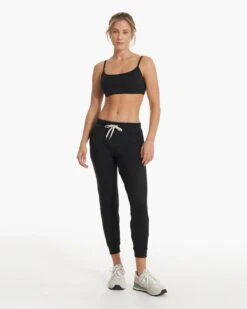 Halo Essential Bra | Black Heather -Vuori Sales Store VW1110HBK SP23 W ECOMM SPORTSBRAS FULL 2800 1X1 50a8c4cc 68fb 466c 907e 8f78ddea62f9