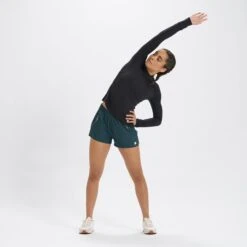 Long-Sleeve Lux Tee | Black -Vuori Sales Store VW167BLK 4