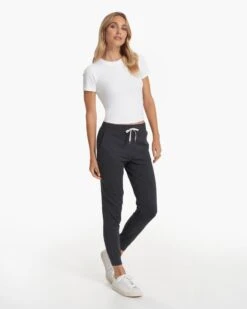 Pose Fitted Tee | White -Vuori Sales Store VW169WHT 23SP W ECOMM TOPS FULL ALT 4