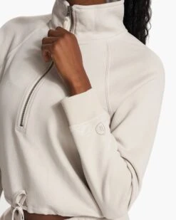 Sedona Half Zip | Salt -Vuori Sales Store VW274SAL FA23 M ECOMM fleece DETAIL 2