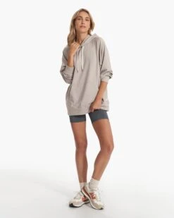 Halo Oversized Hoodie | Oyster Heather -Vuori Sales Store VW279HOY SP23 W ECOMM FLEECE TOPS 1817 1x1 34bee7f8 8797 4585 a30a 38e25bc4fa8e