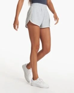 Cardiff Short | Ice Color Block -Vuori Sales Store VW3009ICC SP23 W ECOMM SHORTS DETAIL 1108 1x1 89dd0e25 3a31 4246 bc04 0e999e5236a6