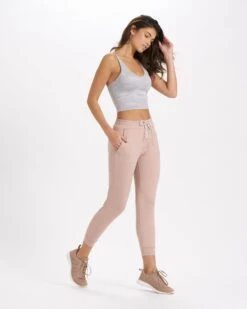 Performance Jogger | Dogwood Heather 8 Performance Jogger | Dogwood Heather -Vuori Sales Store VW303HDW 4 24fb152e e0f6 4d7e ae8f 0928f76edbd2