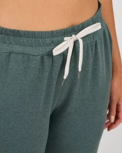 Performance Jogger | Kelp Heather 7 Performance Jogger | Kelp Heather -Vuori Sales Store VW303HKE 5 f011f15b 772a 4667 b3e7 21aa92afb381