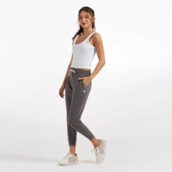 Performance Jogger | Smoke Heather 8 Performance Jogger | Smoke Heather -Vuori Sales Store VW303HSM 2486