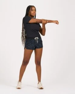 Clementine Short | Black Watercolor Camo -Vuori Sales Store VW304BWC 4