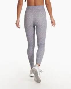 Daily Legging | Azure Mini Samba -Vuori Sales Store VW323ASA SP23 W ECOMM PANTS DETAIL 3558 1x1 ab62c32b 55cd 41dd 8a0b 427ce081006a