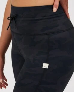 Daily Legging | Black Camo -Vuori Sales Store VW323BCM 2 68c6bb2e f5dd 4f7f a36f de5c711ed70c