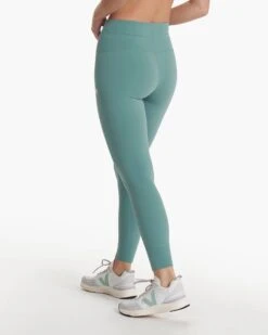 Daily Legging | Basil -Vuori Sales Store VW323BIL SP23 W ECOMM PANTS 1700 BOTTOM 1x1 9fb7568c 58d5 4ee5 9eb2 a48aa653ce5b