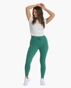 Daily Legging | Cactus -Vuori Sales Store VW323CAC FA22 W ECOMM CURVE 01999 1x1 bbef8057 a0c9 494f b366 94da48ca8127