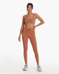 Daily Legging | Light Penny -Vuori Sales Store VW323LPE SP23 W ECOMM PANTS BOTTOM 2817 1x1 04e71e8e f4ac 4a63 a26c 0eb96b0be1cf