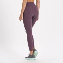 Daily Legging | Smoked Plum -Vuori Sales Store VW323SPH 3 c2a77533 2cac 4d22 be31 e3c47727e45e