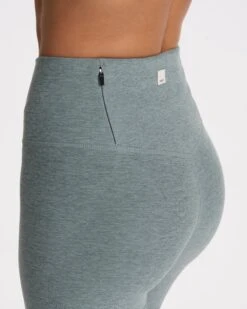 Clean Elevation Shorty | Stormy Heather -Vuori Sales Store VW371HSR SP23 W ECOMM SHORTS DETAIL 0302 1x1 5f661537 77c1 47c4 b3ad d20b2807077b