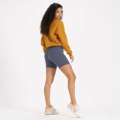 Rib Studio Short | Azure -Vuori Sales Store VW376AZR 5 a5f86370 75ef 42ab 97da c96680dcee23