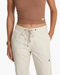 Womens Ripstop Pant-Long | Natural -Vuori Sales Store VW401 LNAT SP23 W ECOMM PANTS 3571 DETAIL 1x1 01d7e72a 2528 4ac9 b4ac d33abee20dd2