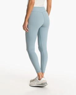 Vuori AllTheFeels™ Legging | Ether 9 Vuori AllTheFeels™ Legging | Ether -Vuori Sales Store VW4018ETH FA23 W ECOMM PANTS BACK BOTTOMS 5