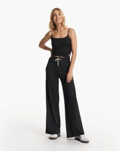 Halo Essential Wideleg | Black Heather -Vuori Sales Store VW4023HBK FA23 W ECOMM PANTS FULL 4