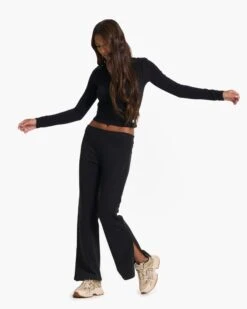 Sedona Wideleg Sweatpant | Black -Vuori Sales Store VW4044BLK SP23 W ECOMM FULL 7367 1x1 5e6ed617 fe47 41a7 8e8b a09233ae5cbd