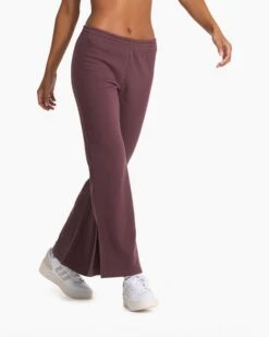 Sedona Wideleg Sweatpant | Chestnut -Vuori Sales Store VW4044CHN FA22 W ECOMM BOTTOM 7014 1x1 befac1c0 12a3 499f 8511 a745dad38b11