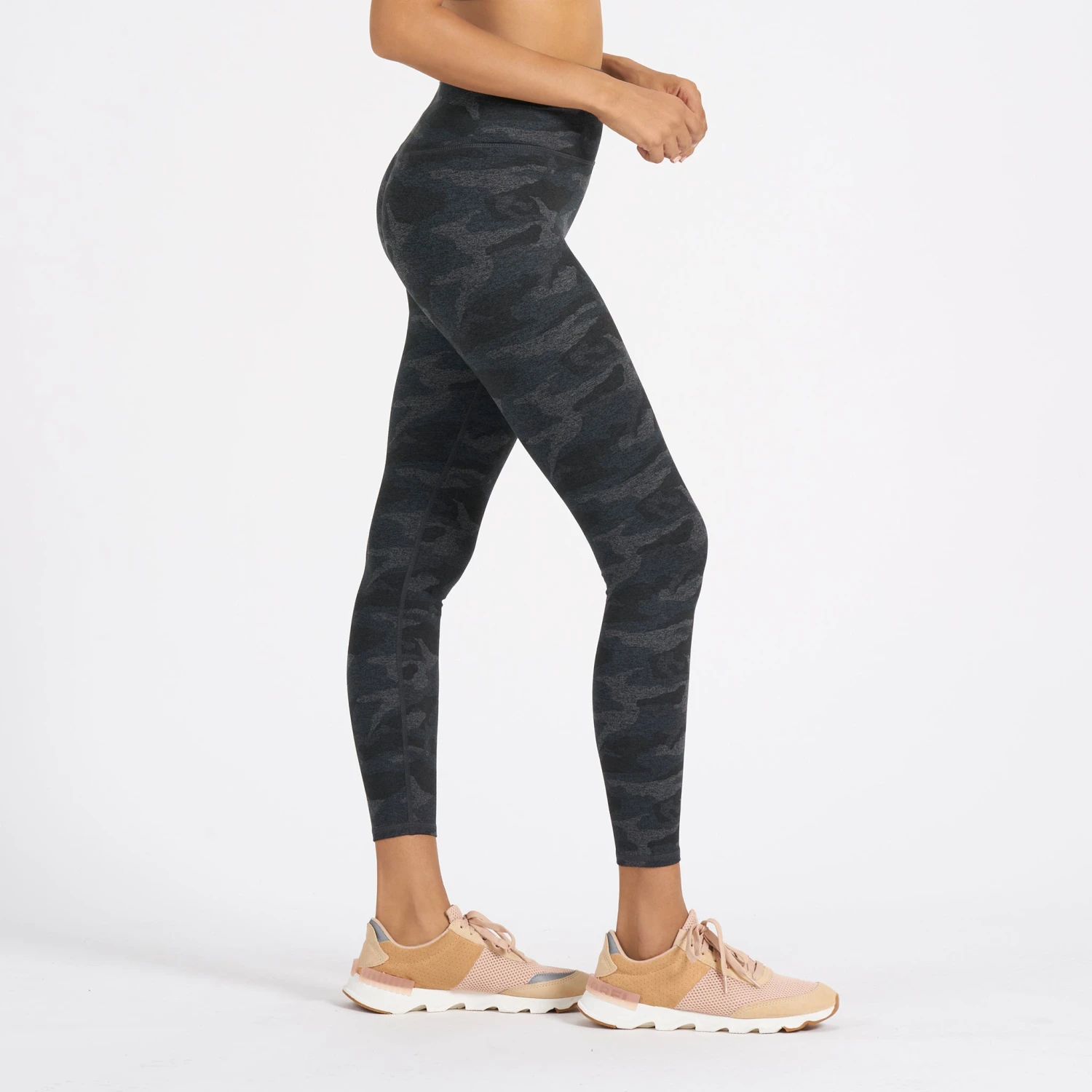 Clean Elevation Legging | Black Camo V1 3 Clean Elevation Legging | Black Camo V1 - Image 3