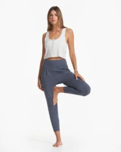 Lux At Ease Pant | Azure Heather -Vuori Sales Store VW427HAZ SP23 W ECOMM BOTTOM 03935