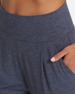 Lux At Ease Pant | Azure Heather -Vuori Sales Store VW427HAZ SP23 W ECOMM BOTTOM 03954