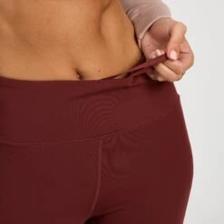 Stride Legging | Brick -Vuori Sales Store VW429BRK 6 5a7ad8bc 5741 4731 b848 f1c2121ccb47