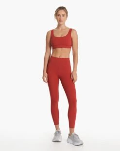 Stride Legging | Poppy -Vuori Sales Store VW429POP SP23 W ECOMM PANTS DETAIL 1297 1x1 0ea50269 45a0 4f57 bb99 251eec35f1a8