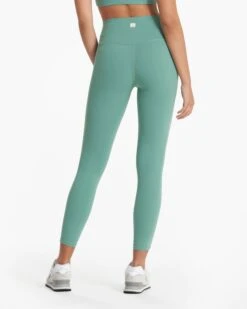 Studio Pocket Legging | Celadon -Vuori Sales Store VW446CEL 02129