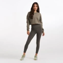 Restore Crop Crew | Light Oregano -Vuori Sales Store VW446ORE 1462