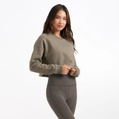 Restore Crop Crew | Light Oregano -Vuori Sales Store VW446ORE 1509