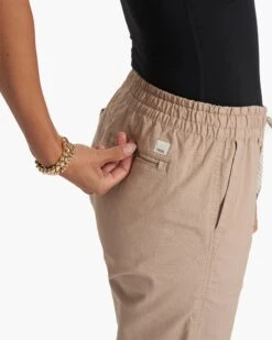 Vintage Ripstop Pant | Coconut -Vuori Sales Store VW450COC SP23 W ECOMM PANTS 2920 FULL 1X1 a3410f56 2cf9 40fb b7d7 6911b29a4d07