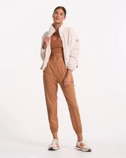 Boyfriend Jogger | Palo Santo Heather -Vuori Sales Store VW457HPS SP23 W ECOMM PANTS FULL 8948 1X1 e3e2ec20 1699 4d0d aa95 dc293ed46f37