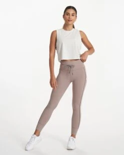 Daily Sport Legging | Graphite 11 Daily Sport Legging | Graphite -Vuori Sales Store VW459GPH SP23 W ECOMM PANTS 2425 FULL 1x1 9485bb29 907b 43d2 b197 41cc9f686c1b