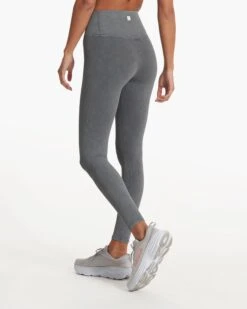 Washed Studio Legging | Washed Charcoal -Vuori Sales Store VW472WCH 0174