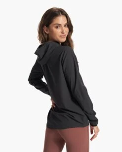 Womens Outdoor Trainer Shell | Black Heather -Vuori Sales Store VW501HBK FA23 W ECOMM jackets BACK TOPS 9