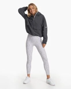 Shores Jacket | Charcoal -Vuori Sales Store VW545CCL SP23 W ECOMM JACKETS 2596 FULL 1x1 58cc2772 6814 494d a966 f13ecc102129